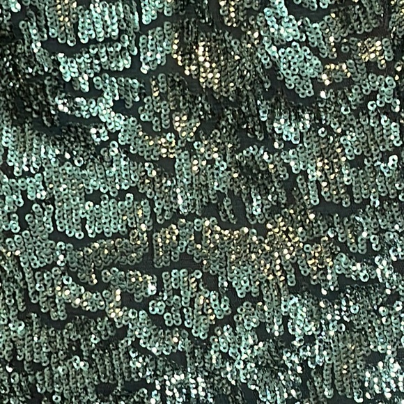 Carmen Marc Valvo Infusion Green Sequined Long Sleeve Sheath Dress Size 2 - Picture 7 of 11